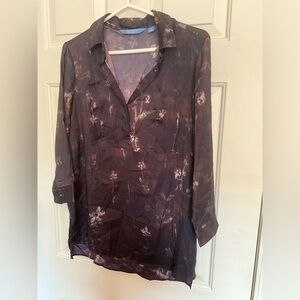 Gently worn blouse.  No stains or flaws